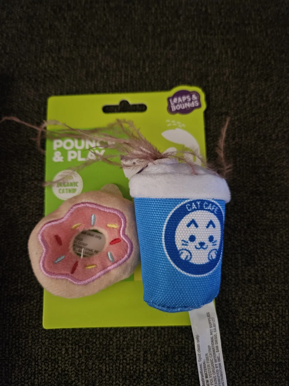 Meowijuana Get Spooked Scarecrow Cat Toy - Multicolor And Hot Chocolateand Donut